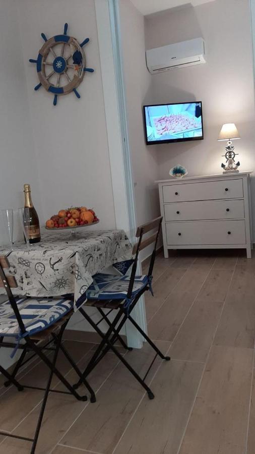 Apartament La Casa Nel Vicolo Giardini-Naxos Zewnętrze zdjęcie